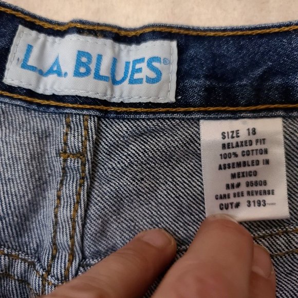 LA Blues Womens 18 Relaxed Fit Tapered High Waist MOM Denim Jeans 34x30 - Picture 8 of 8